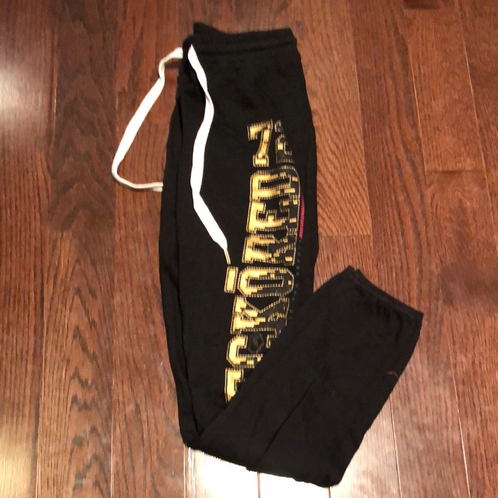 Women’s track pants